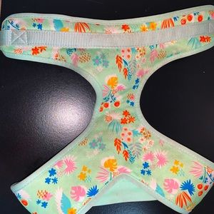 ✨Two medium sized dog harness✨